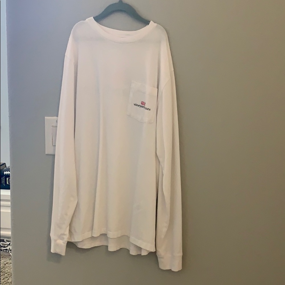 Vineyard vines long sleeve.